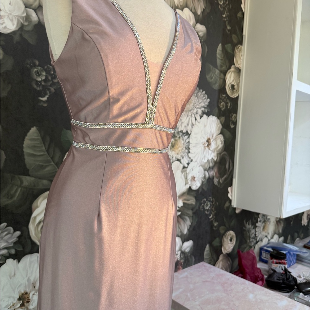 NWT Lenovia Gown dress MOG maxi crystals formal Pink lt. rose V-Neck sparkle S 4